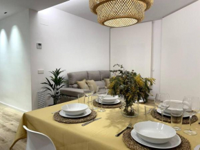 Apartamento nuevo céntrico frente al mar en Palamós